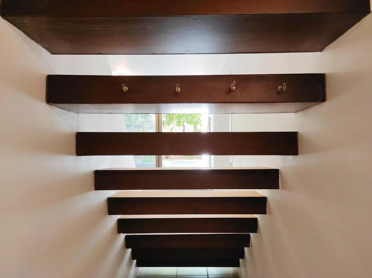 アパート イラクリオンΑρχιτεκτονικό Loft Με Ιδιωτικό Κήποアパートメント ギリシャ